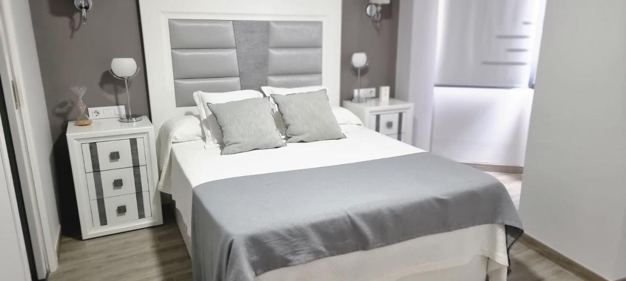 Virrey Del Pino - Apartamento En Baena Eksteriør bilde